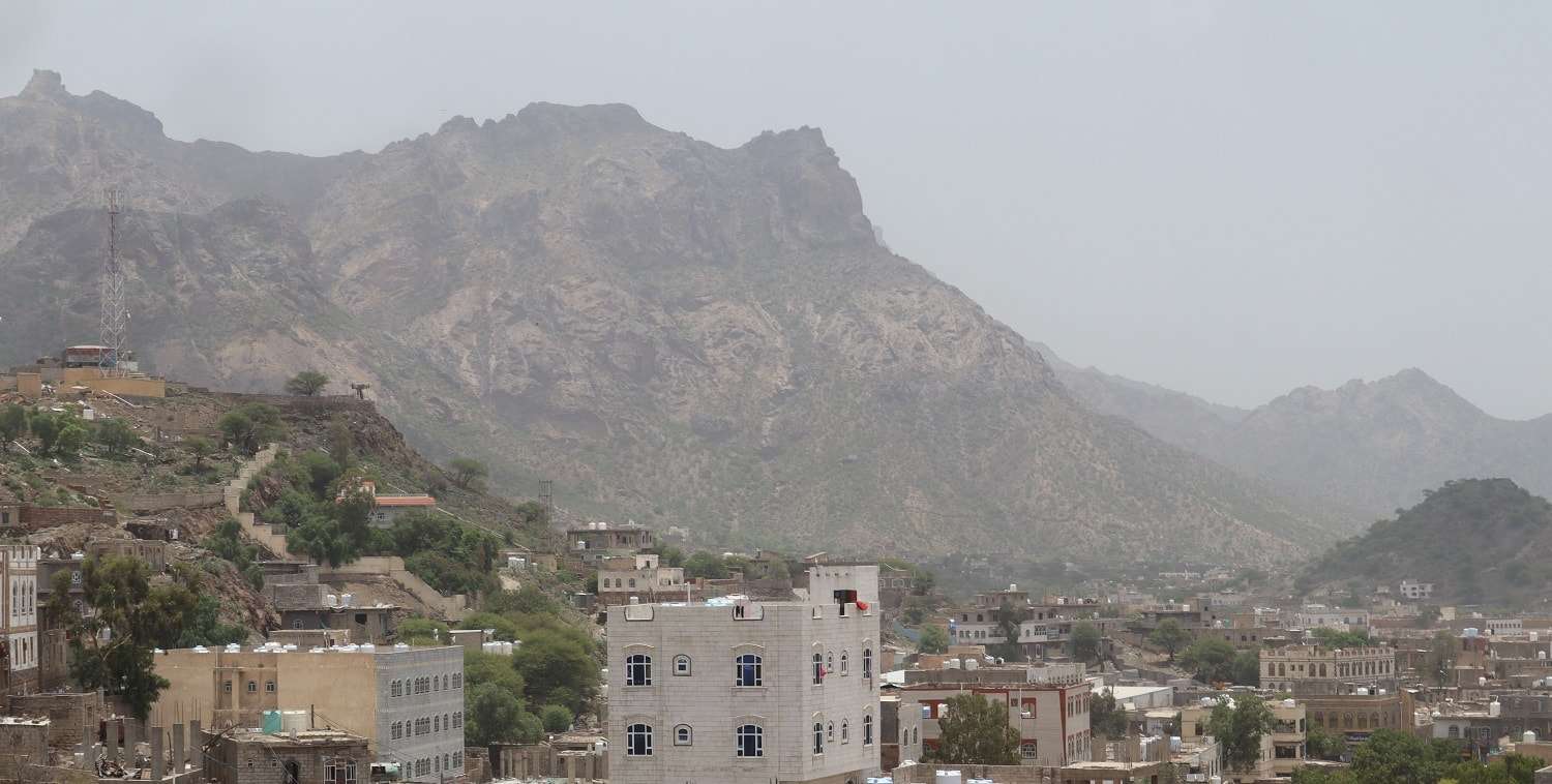 استهداف قرى آهلة بالسكان فجر اليوم