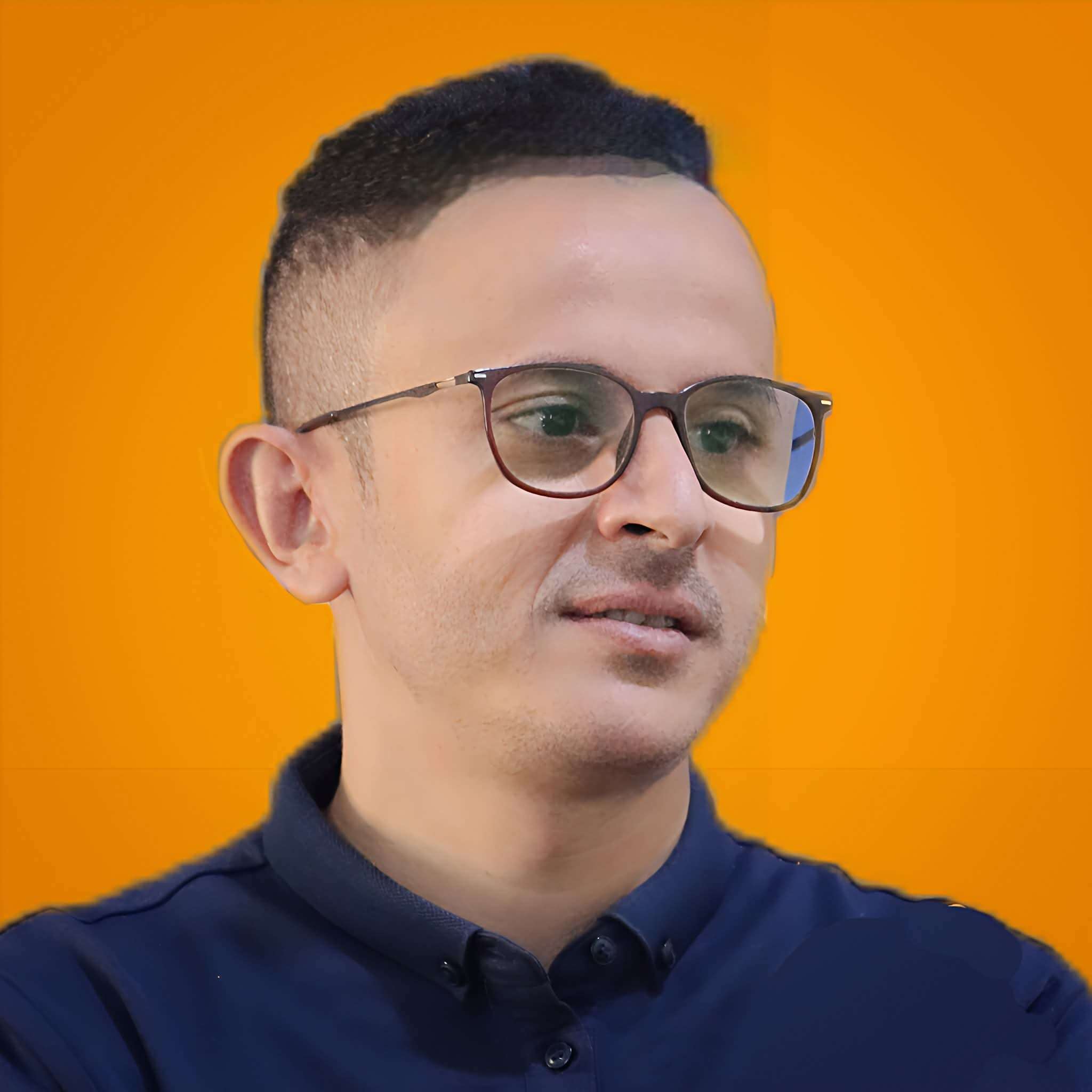 صحفي من صنعاء يروي تعرضه لموقف غير متوقع في عدن