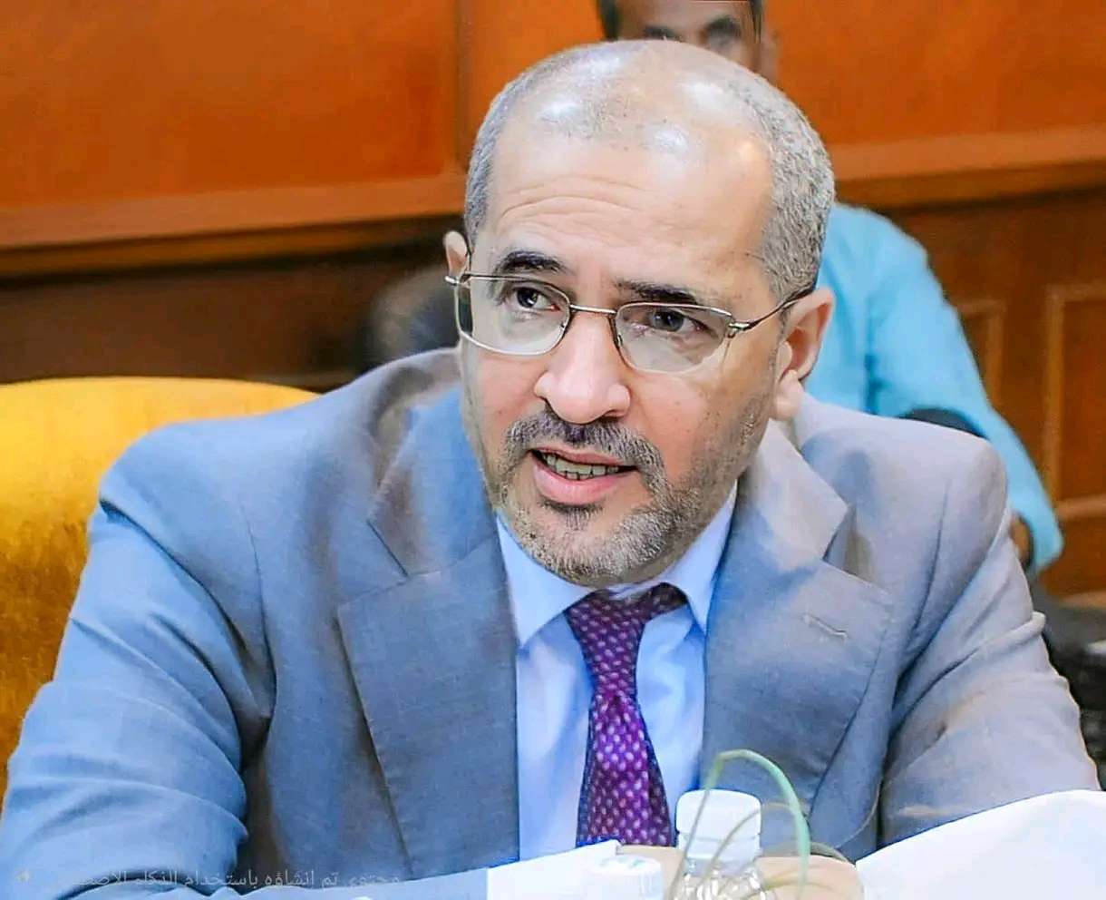 رئيس موانئ عدن يرد على 