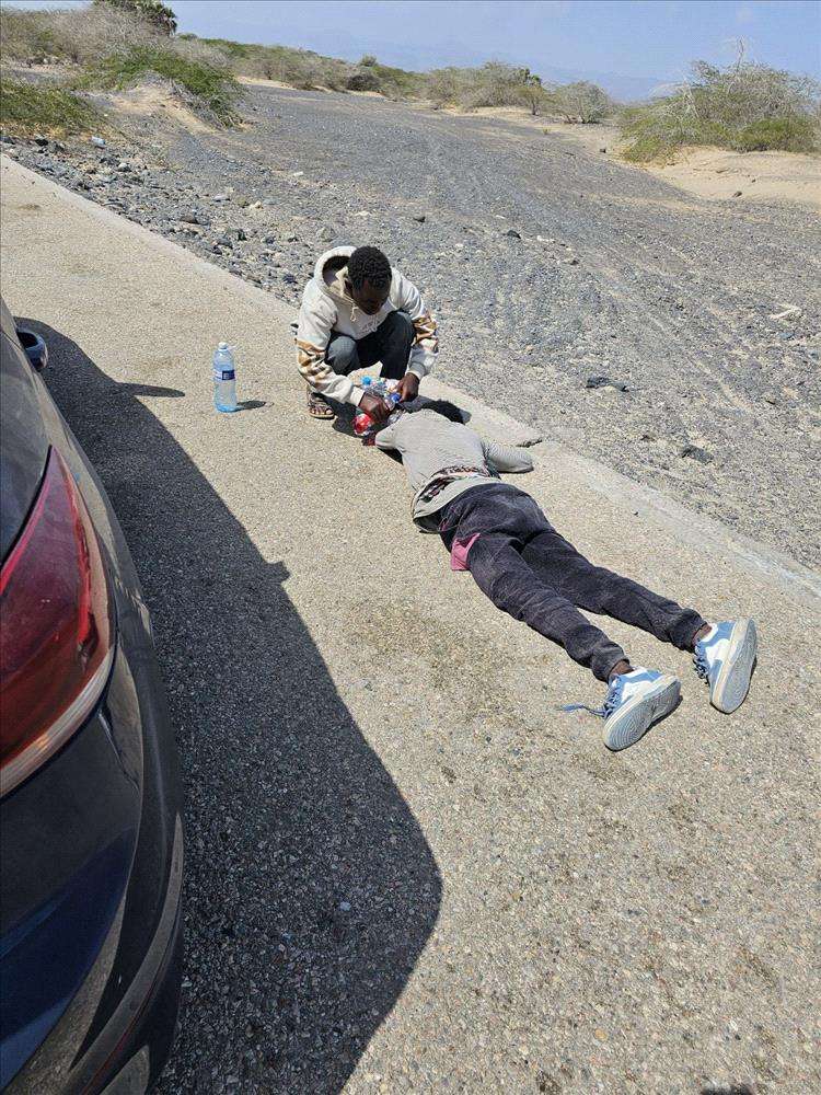 تفاصيل مؤلمة لانهيار شاب جوعا بطريق عدن