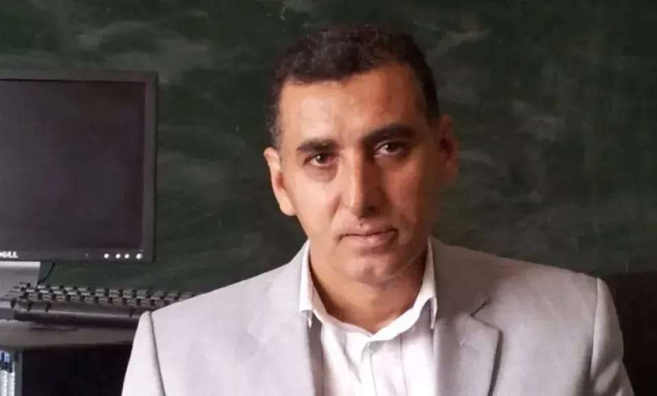 إيقاف عضو هيئة تدريس بجامعة عمران على خلفية شكوى طلابية