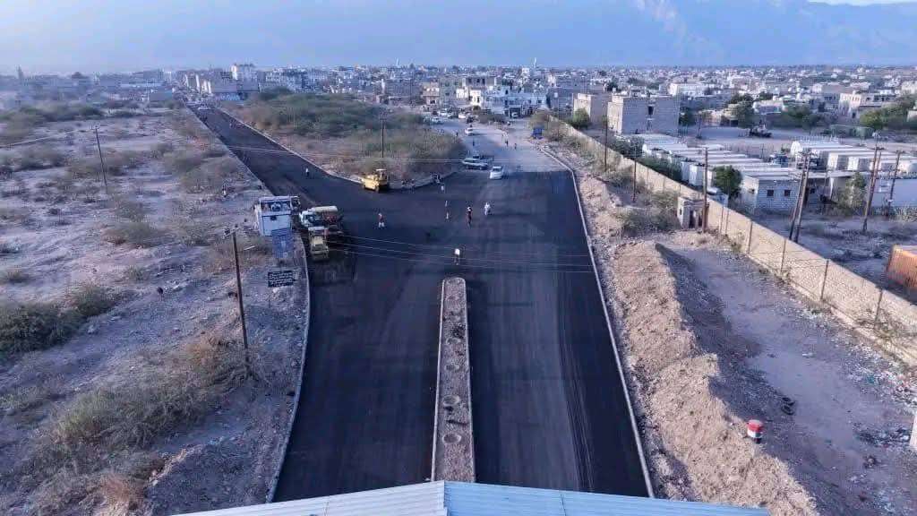 مشروع سفلتة ضخم يعيد الحياة لطرق لودر بعد سنوات من التهميش