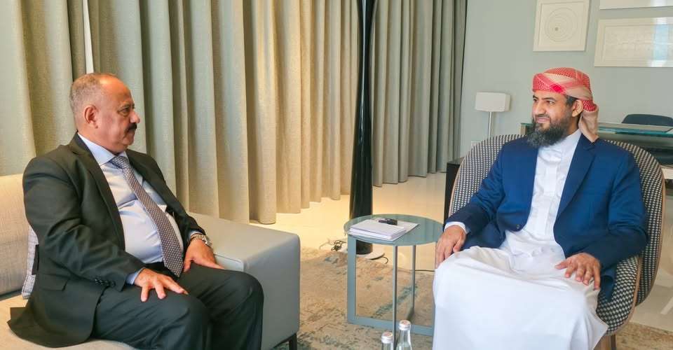 المحرّمي يناقش مع وزير النقل تطوير قطاع النقل ويشيد بالدعم السعودي