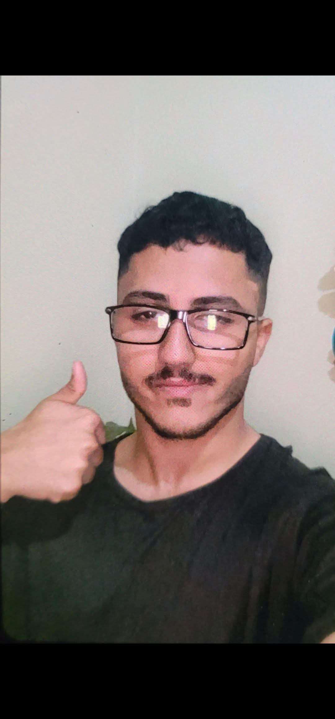 ترقب في صنعاء.. القضاء ينطق اليوم بالحكم في قضية مقتل الشاب 