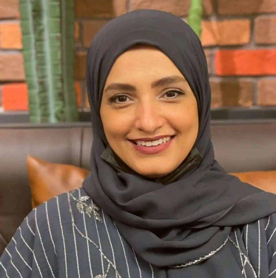 هدى الصراري تعلن تضامنها مع ألفت الدبعي عقب توقيف جلال الصلاحي في السعودية