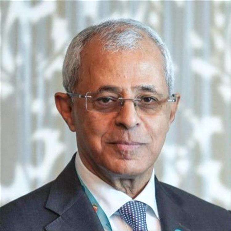 الخارجية اليمنية:تضرر ٤ الف يمني من القرار الامريكي