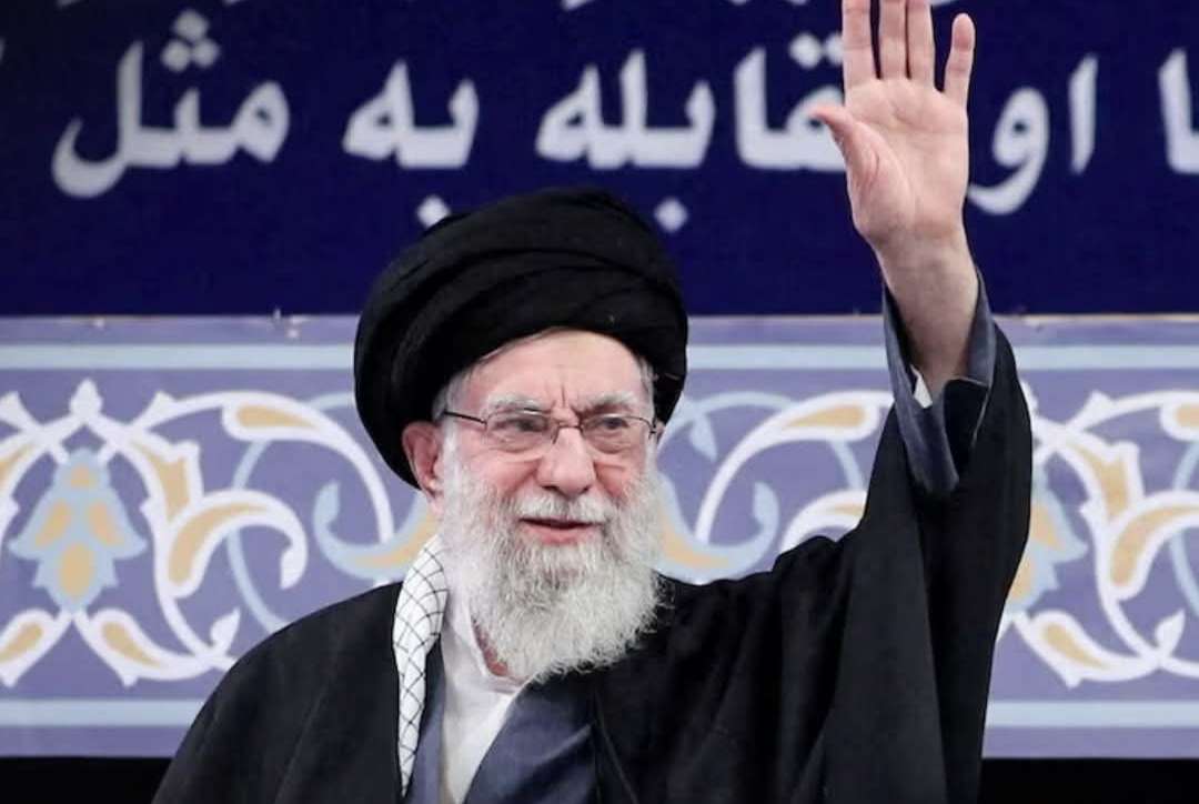 عاجل | التلفزيون الإيراني يعلن مقتل المرشد الأعلى  علي خامن ئي.