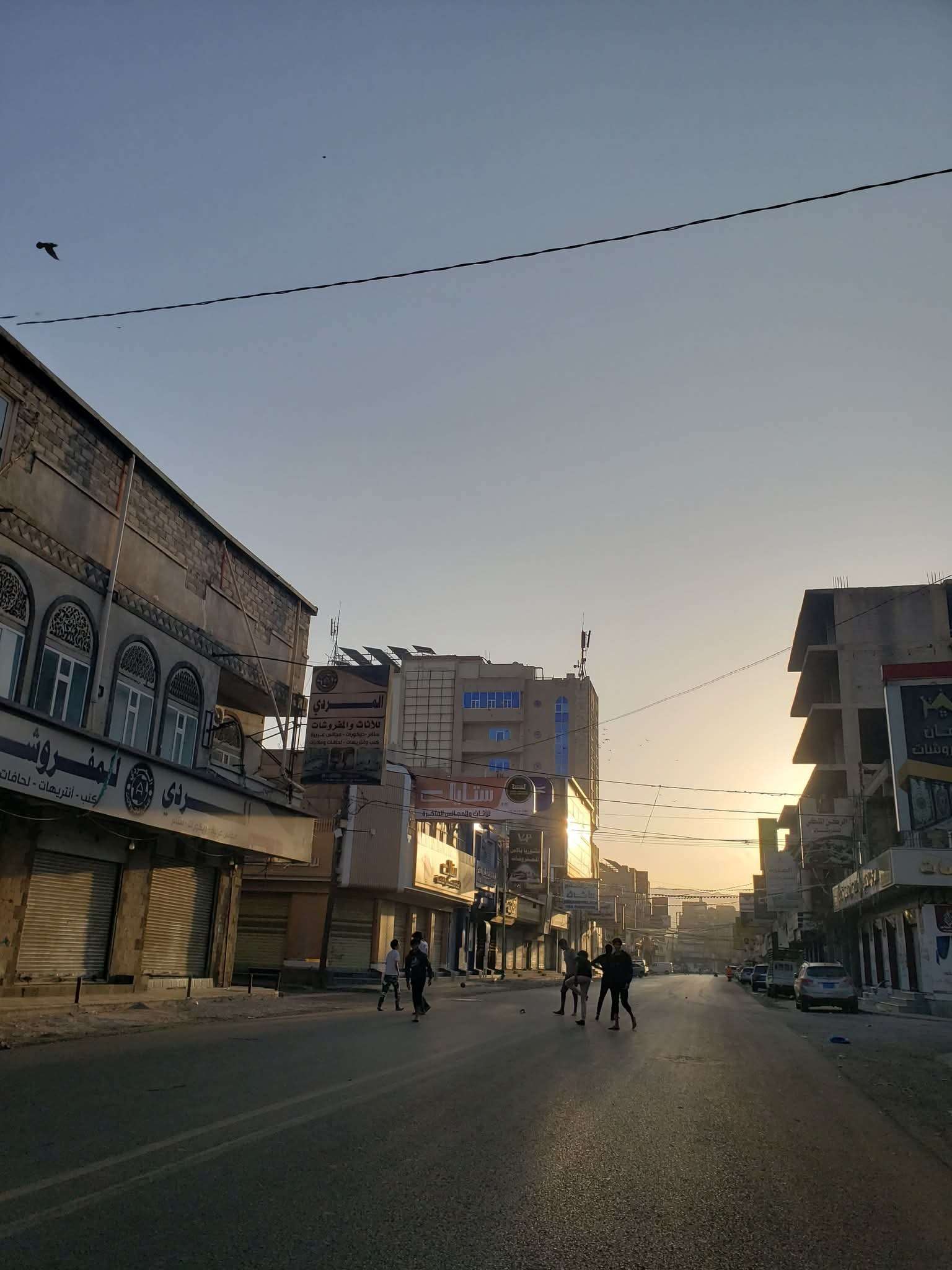 صنعاء.. فاجعة رحيل تاجر "بسيط" بسكتة قلبية عقب تعرضه لعملية نصب بـ 40 مليون ريال