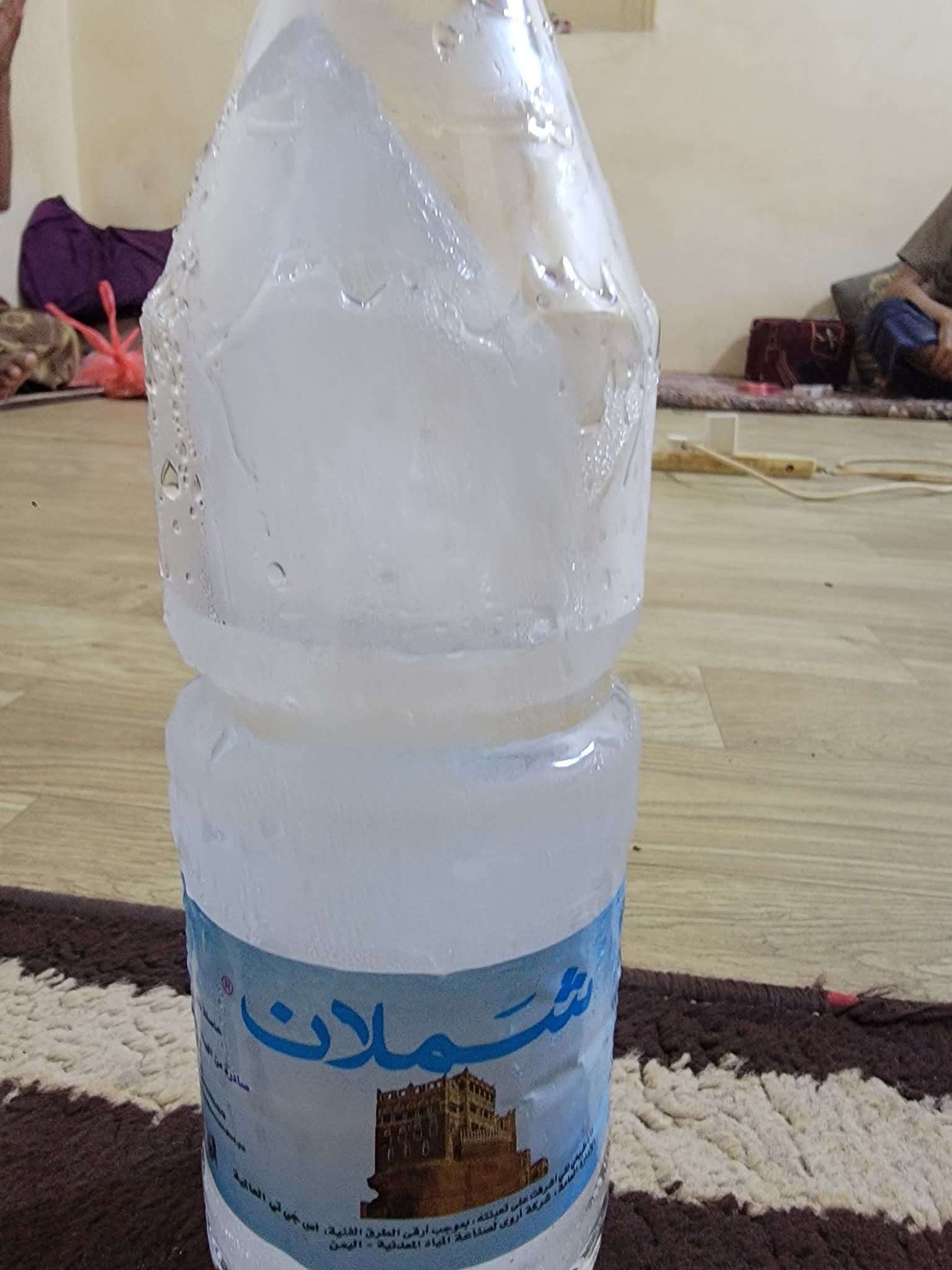 ارتفاع دبة المياه في المخا يثير استياء المواطنين