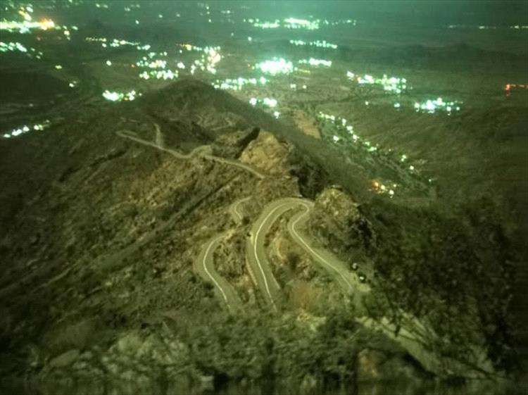 البطاقة الجديدة تفجر غضب بعدن