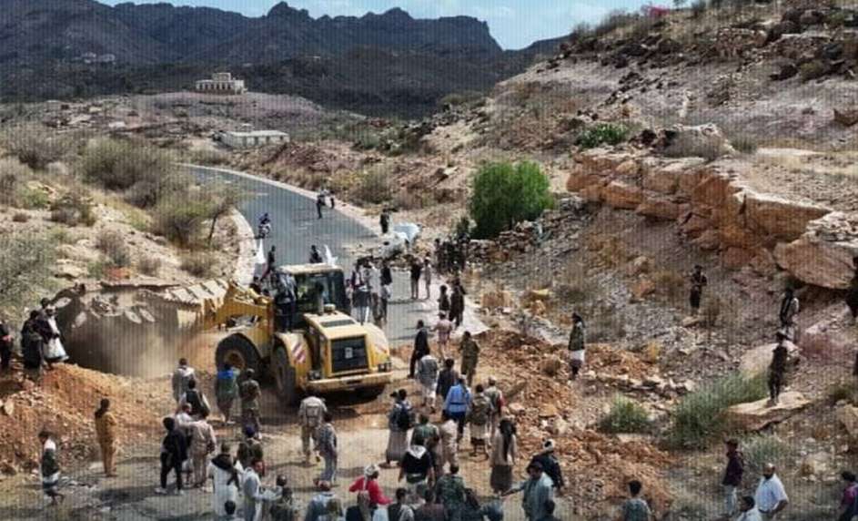 جماعة الحو ثي تعلن فتح طريق صنعاء – الضالع – عدن من جانبها بعد أسبوع من إعلان الحكومة