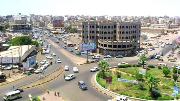 عاجل:اقتحام شرطة الممدارة بعدن للاستيلاء على الارشيف