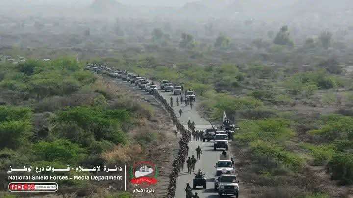 اللواء الثالث بالفرقة الأولى درع الوطن ينفذ مسيراً عسكرياً بقيادة العميد أبو قصي الدماني