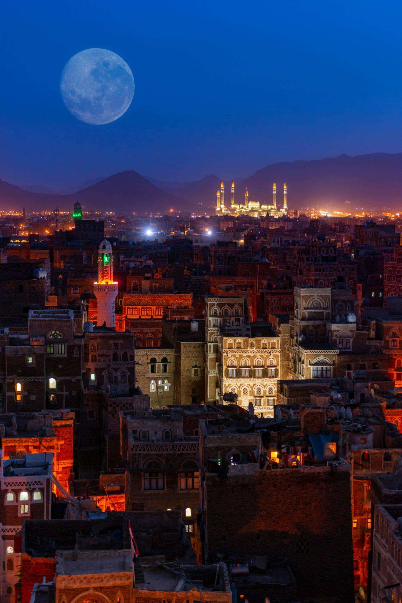 الكشف عن ملف خطير تعود نتائجه لصالح قيادات الحـ.وثي بمساعدة هذه الدولة