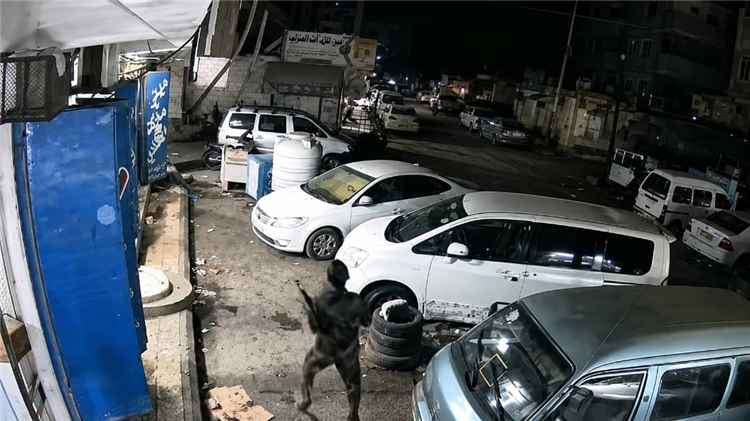 هجوم يستهدف طقم في المنصورة