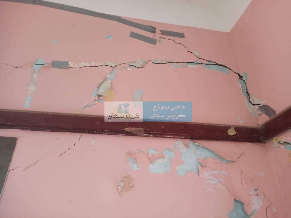 صرخة استغاثة من مدرسة آيلة للانهيار.. 