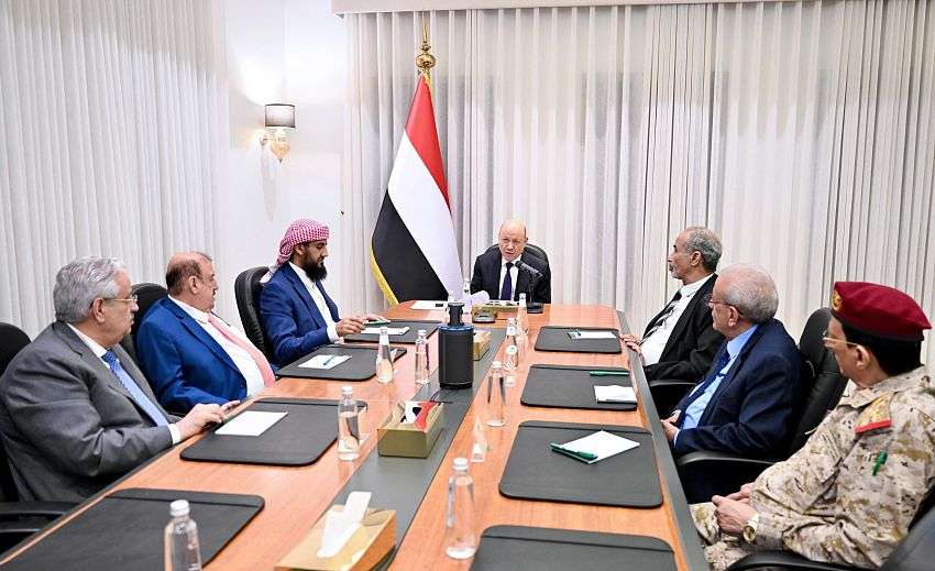 مجلس الدفاع الوطني يحمل المليشيات الحوثية والنظام الايراني تبعات التصعيد ويقر إجراءات شاملة لحماية السيادة