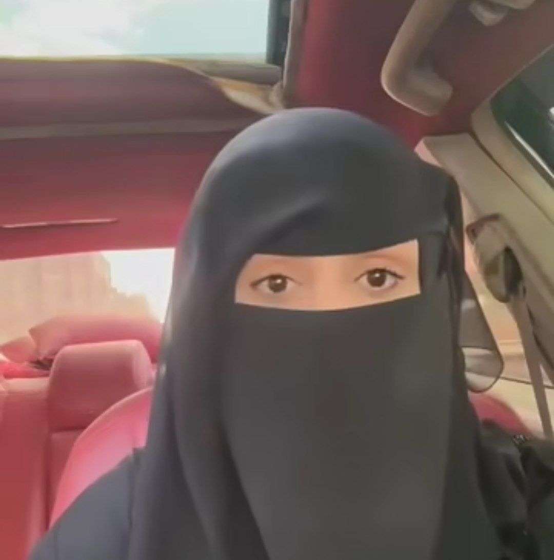 طالبوا أسرتها بدفع 17 ألف ريال سعودي للإفراج عنها .. اختطاف محامية في إب