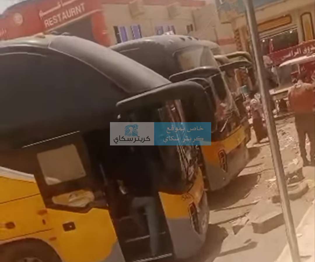 منفذ الوديعة تحت النار.. مطالبات بثورة إدارية لوقف الفوضى والجبايات بحق المسافرين