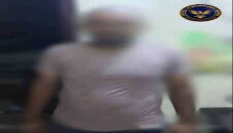 شاب يتقطع للعائلات بالكورنيش بعدن