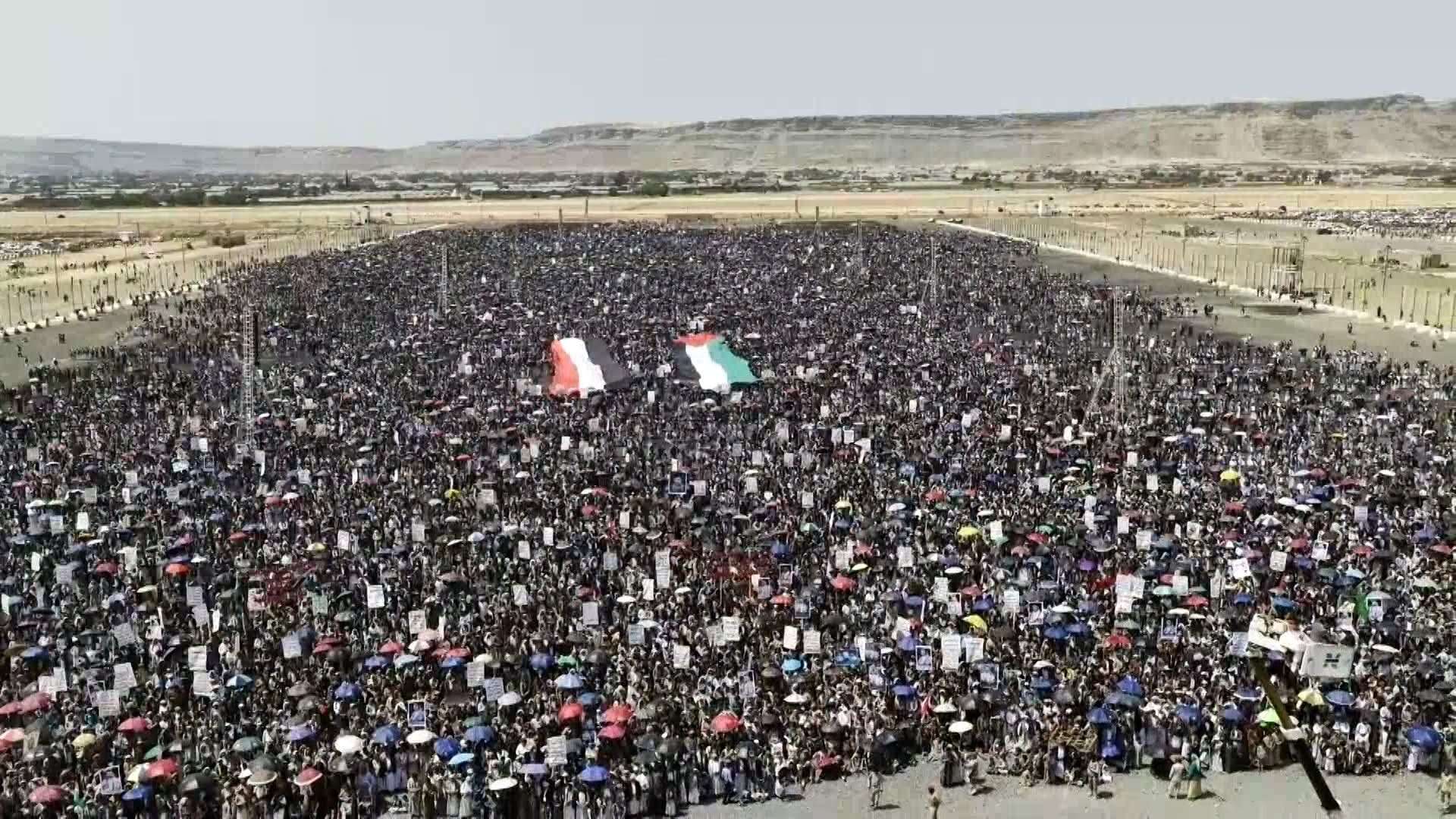 يحدث الآن: بدء الإحتشاد بصنعاء(صورة)