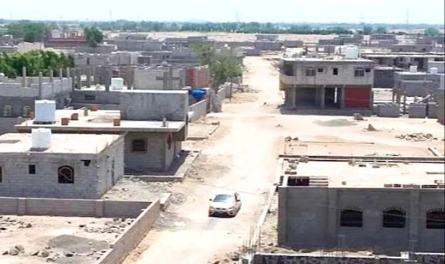8 ساعات بلا استجابة.. سكان منطقة بعدن يناشدون طوارئ الكهرباء إصلاح الخلل
