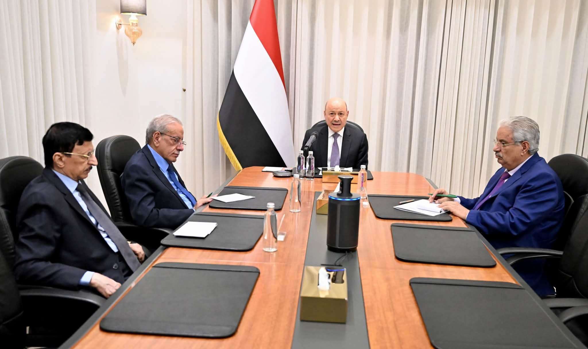 رئيس مجلس القيادة: الدولة تمضي بثقة لحماية السيادة وإنهاء الانقلاب