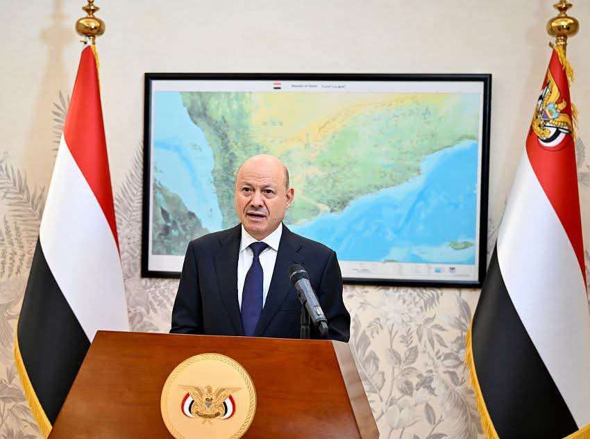 قبائل البيضاء تعلن تأييدها لدعوة رئيس مجلس القيادة وتؤكد جاهزيتها لإسناد القوات المسلحة