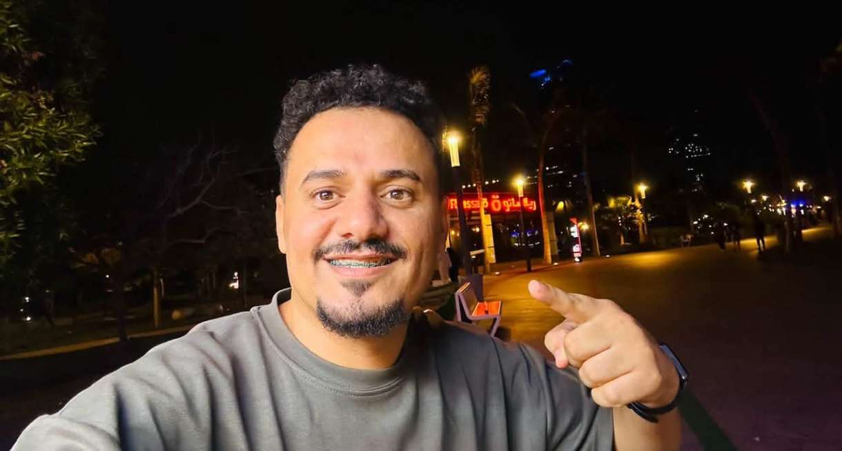 تقرير أم وصلة شتائم؟.. موجة انتقادات تطال قناة العماد بسبب تقرير عن أحمد الجيشي