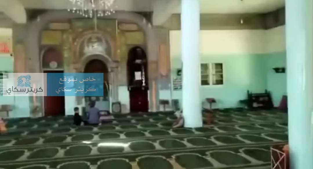 صلاة الجمعة تكشف المستور؟.. صورة تشعل الجدل حول تراجع التأييد لمليشيات الحو ثي