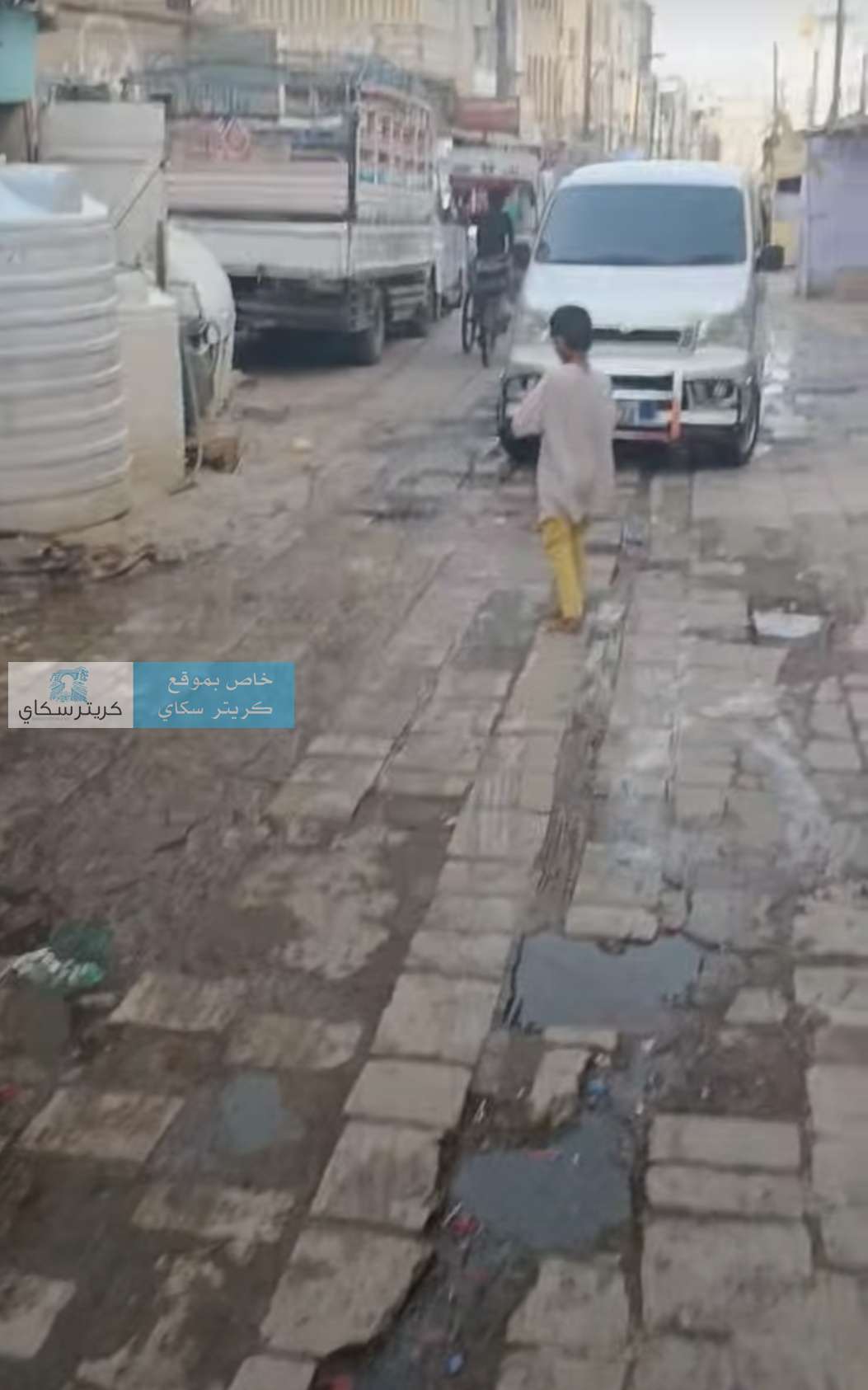طفح المجاري يحاصر أهالي 