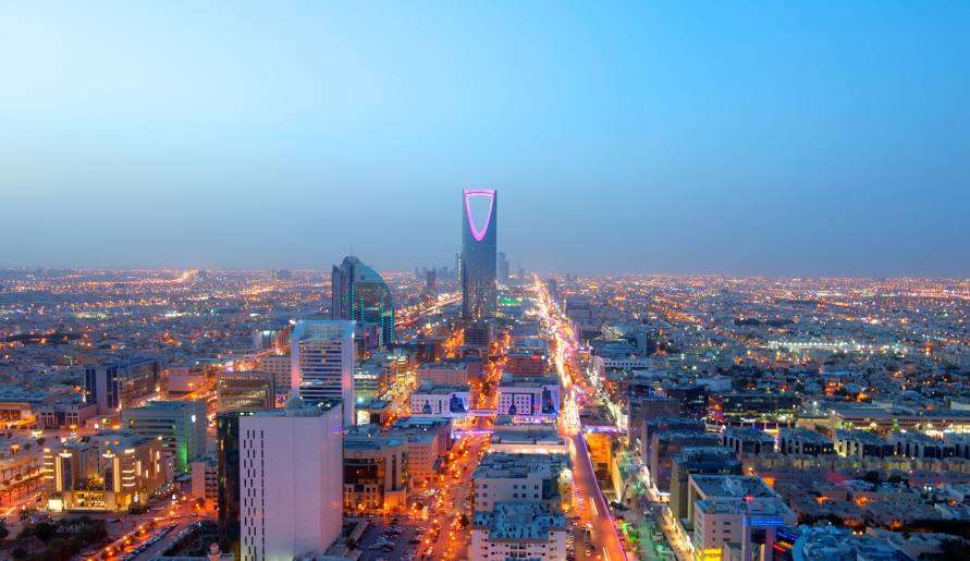 ضبط امرأة يمنية تمارس هذا الامر الخفي بالسعودية