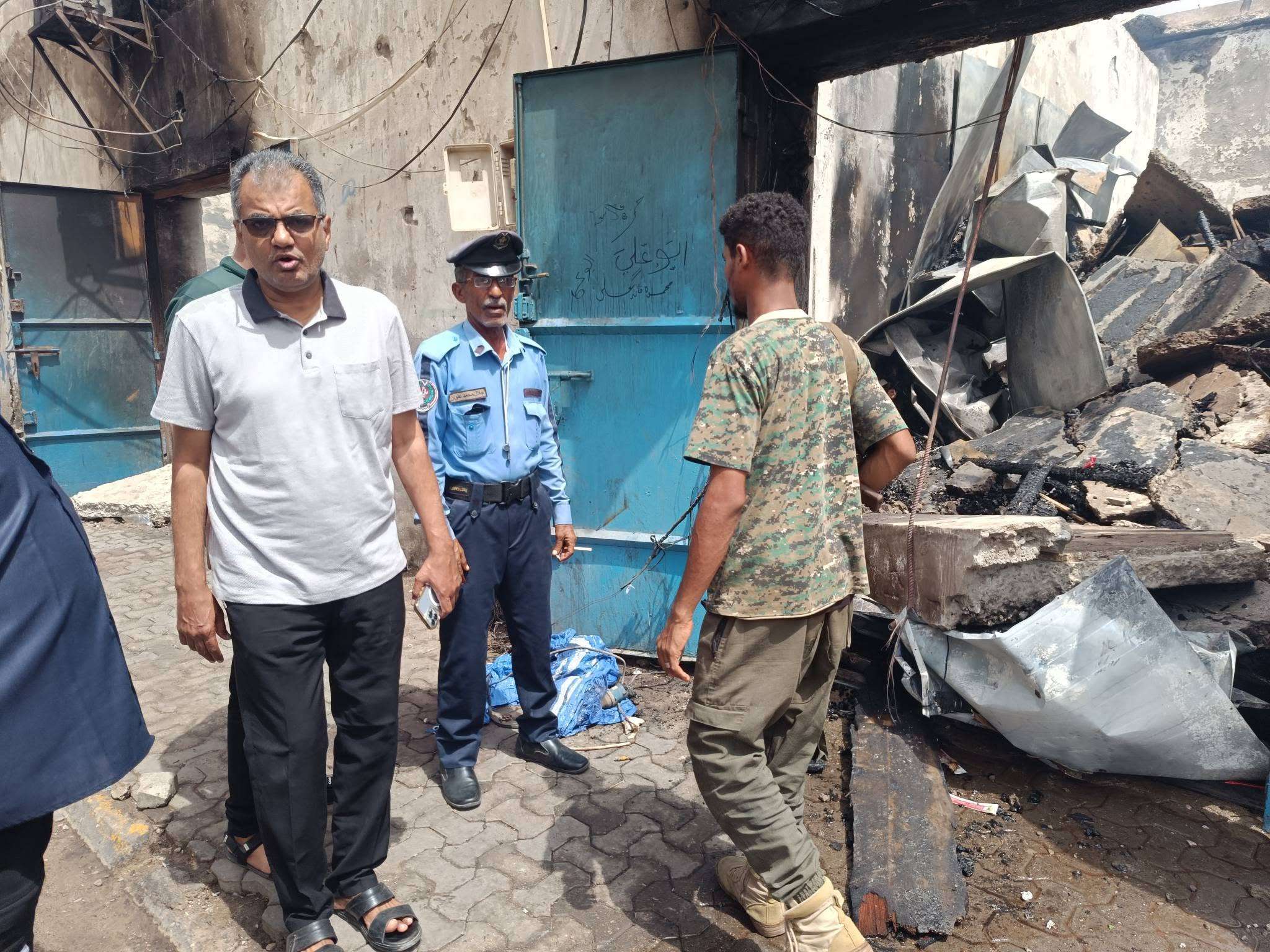 اول تحرك لعدنان القلعة بشان الحريق الكبير بمستودع بالمعلا