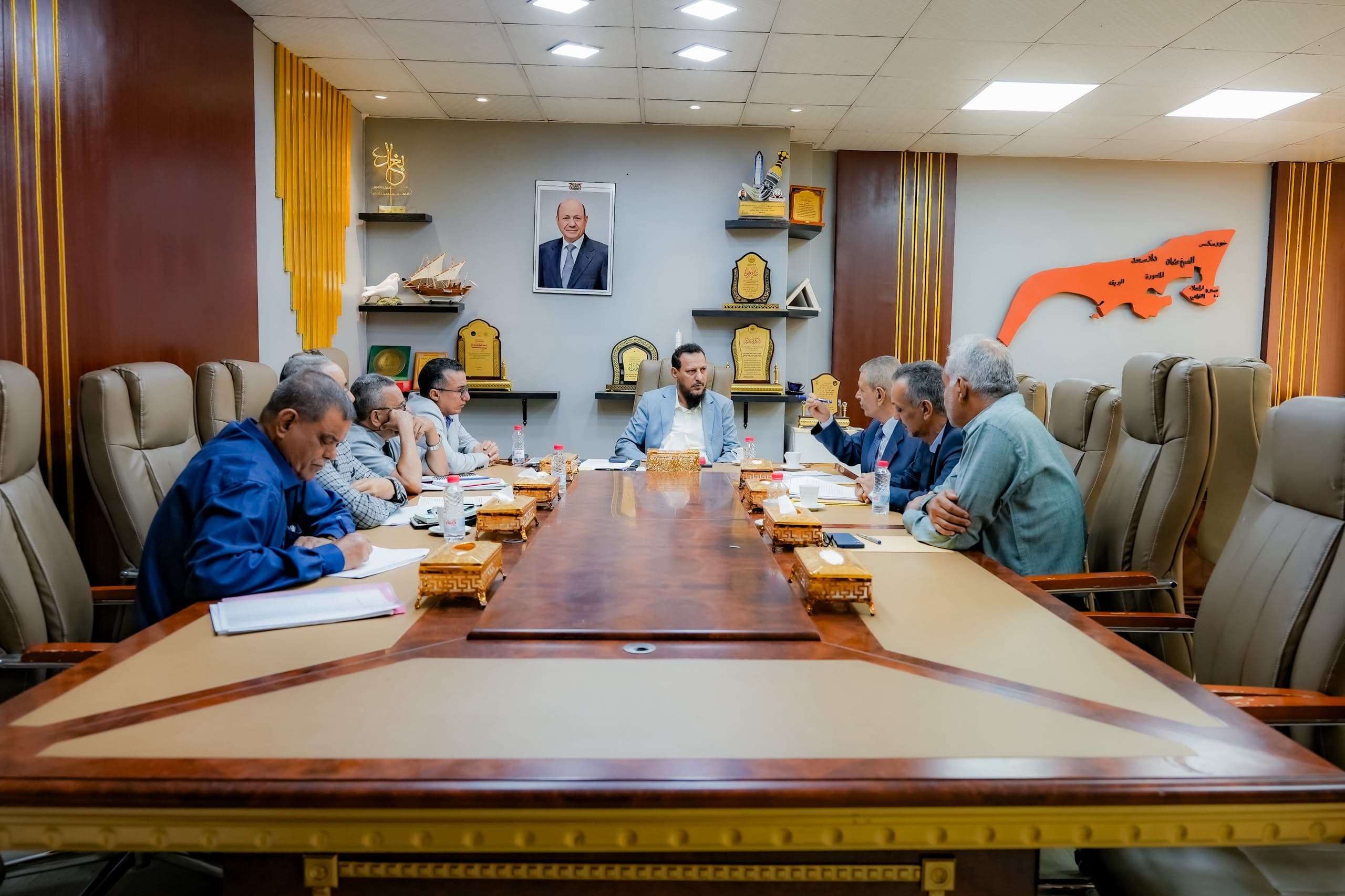 شيخ وجابر يناقشان تعزيز التعاون المشترك لتنمية الإيرادات ومكافحة التهرّب الضريبي