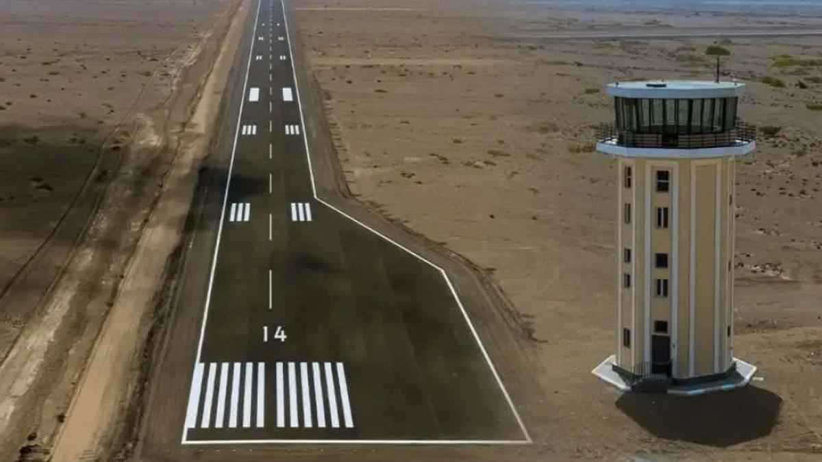 الكشف عن تفاصيل استهداف الحو ثي مطار ذوباب بصاروخين بالستيين