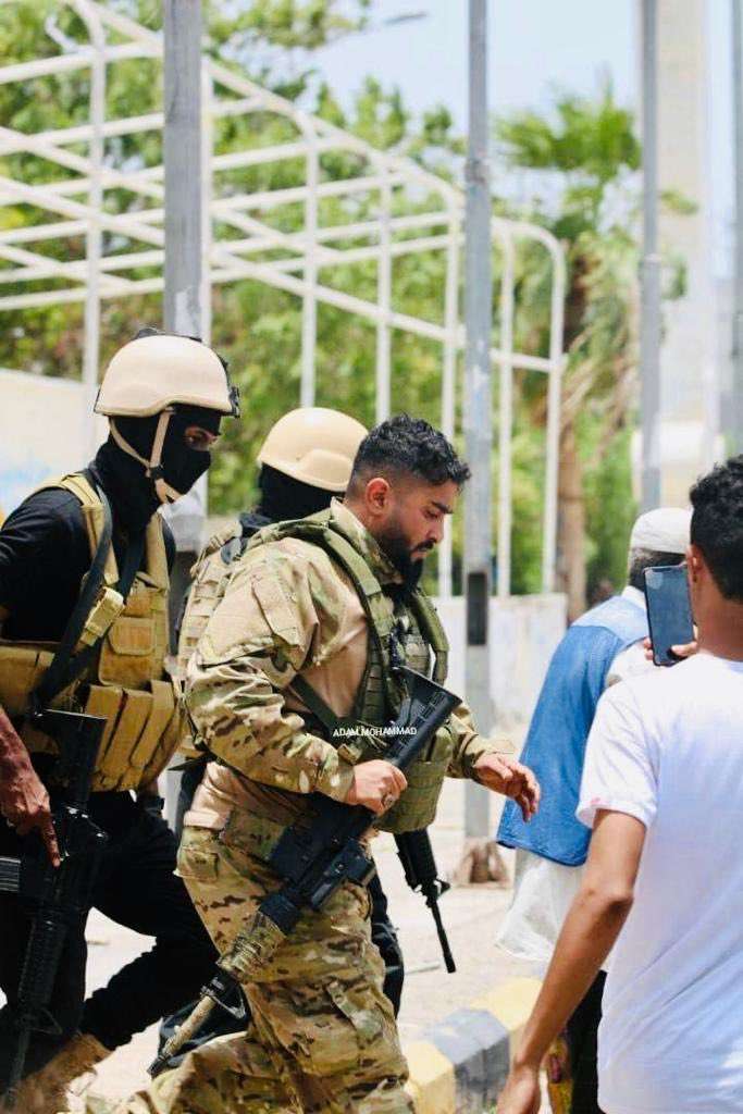 تصريح ناري ليسران المقطري بشان قائد كبير