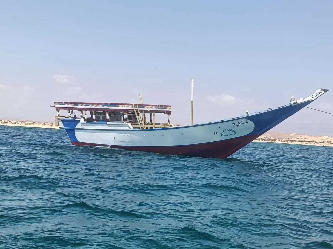 صرخة متضررين من استهداف الحو ثيين لقواربهم في ميناء المخا: من يعوّض الناس عن أرزاقهم؟