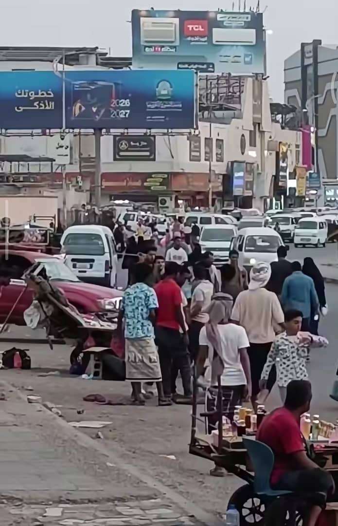 أزمة الغاز ترفع أجور المواصلات في عدن.. والسكان يواجهون موجة جديدة من الغلاء