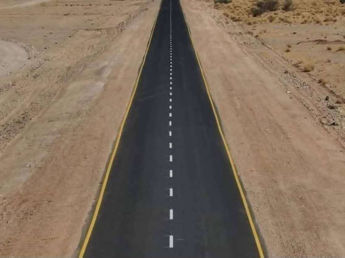 تنبيه للمسافرين.. إغلاق جميع الطرق عبر صحراء الجوف