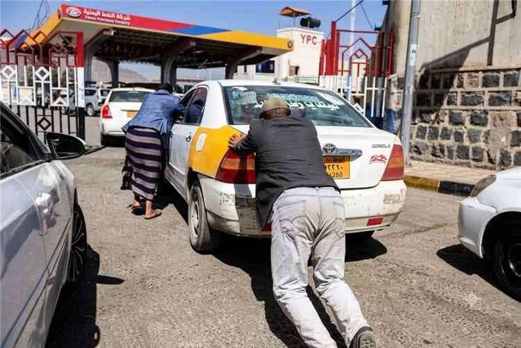 مجددا وقود مغشوش بصنعاء