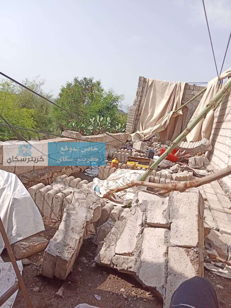 مأساة.. عاصفة رعدية تعصف بالمنازل وانهيار منزل فوق ساكنيه