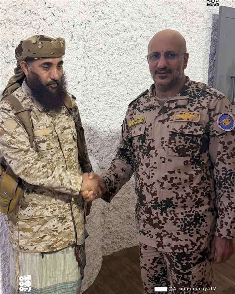 طارق صالح وحمدي شكري يظهران في البرح بالتزامن مع تصاعد المواجهات غربي تعز
