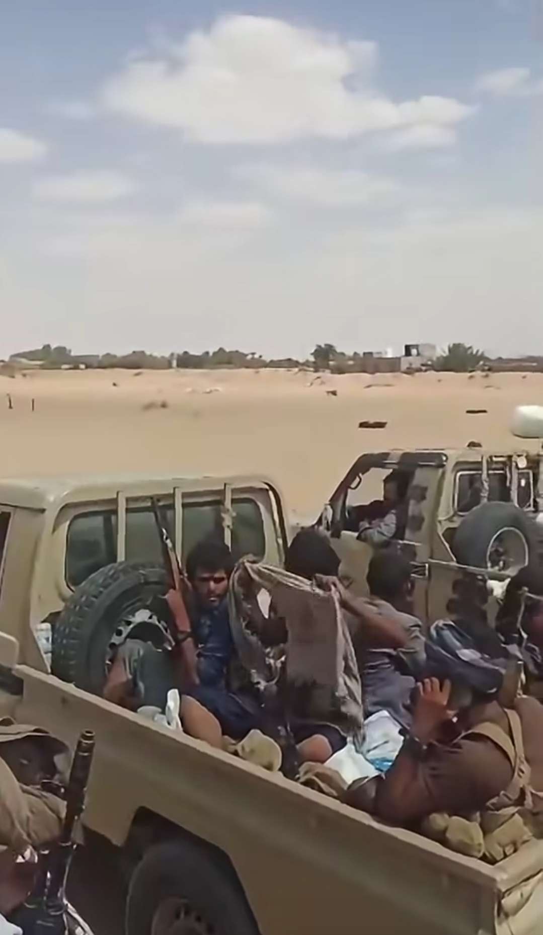 عاجل | الحوثيون يدخلون سوق اليتمة عقب معارك عنيفة في الجوف