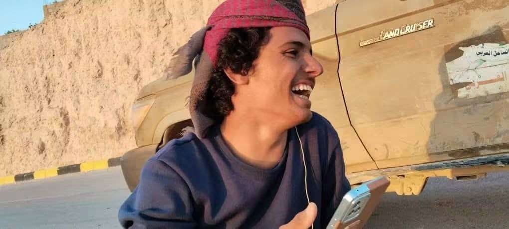 استشهاد الجندي عمر موسى الحوشبي في معارك جبهة البيضاء