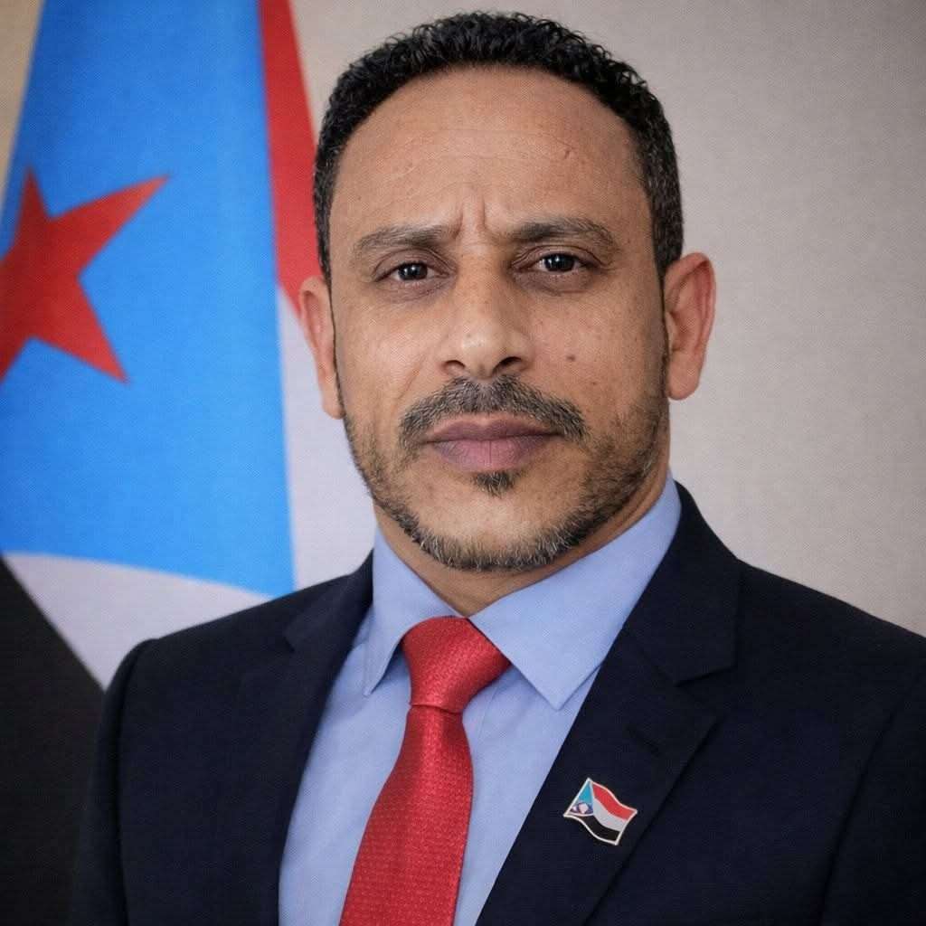 ناشط إعلامي يدعو القوات الجنوبية إلى وقف القتال مع الحو ثيين