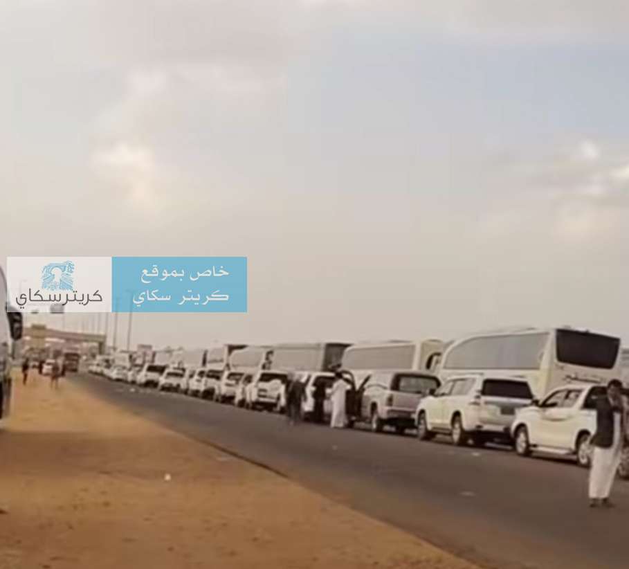 زحام وتكدس الباصات في منفذ الوديعة مع السعودية