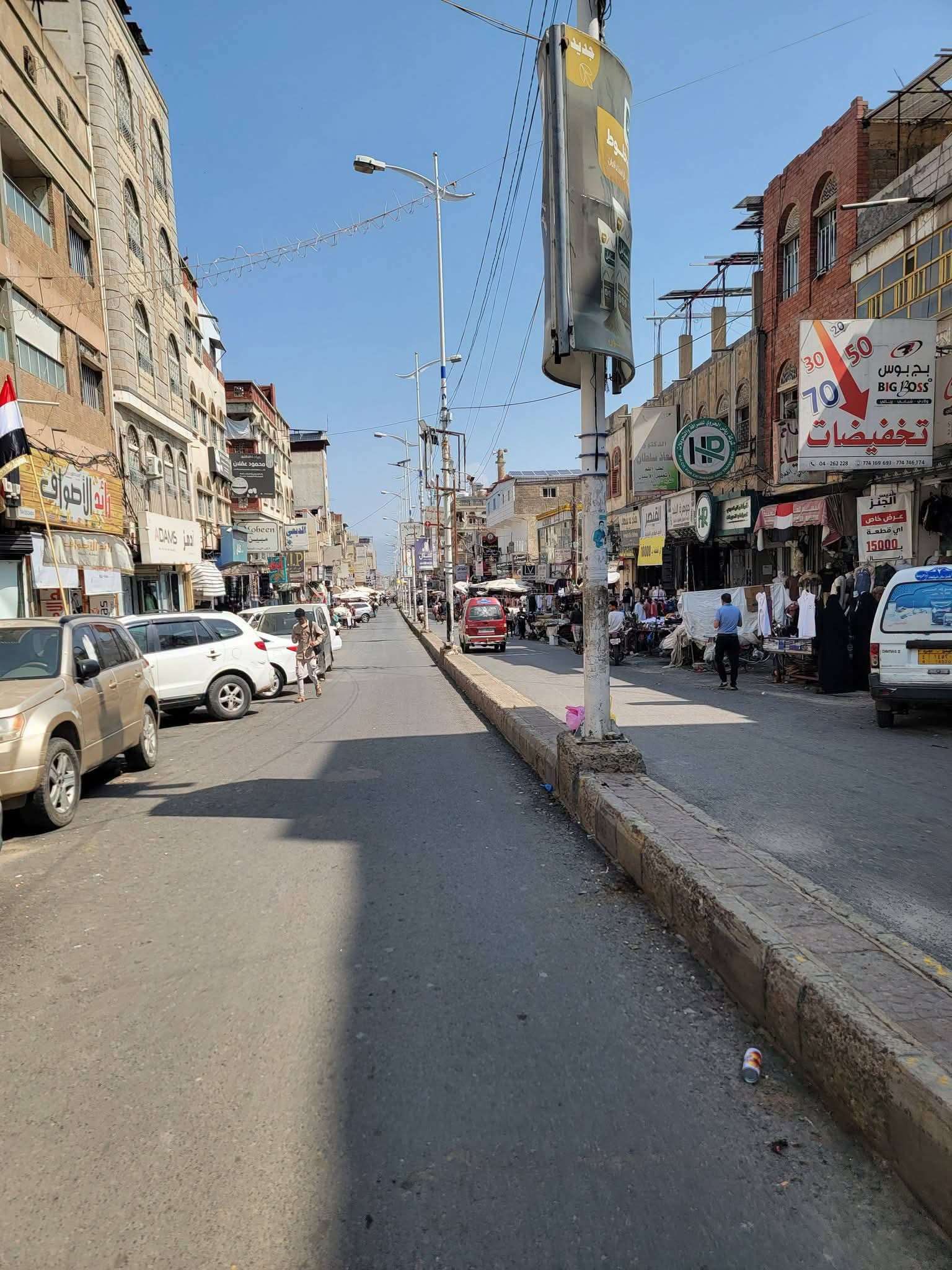 تعز بلا غاز.. أزمة خانقة وشوارع شبه خالية صباح اليوم الأحد
