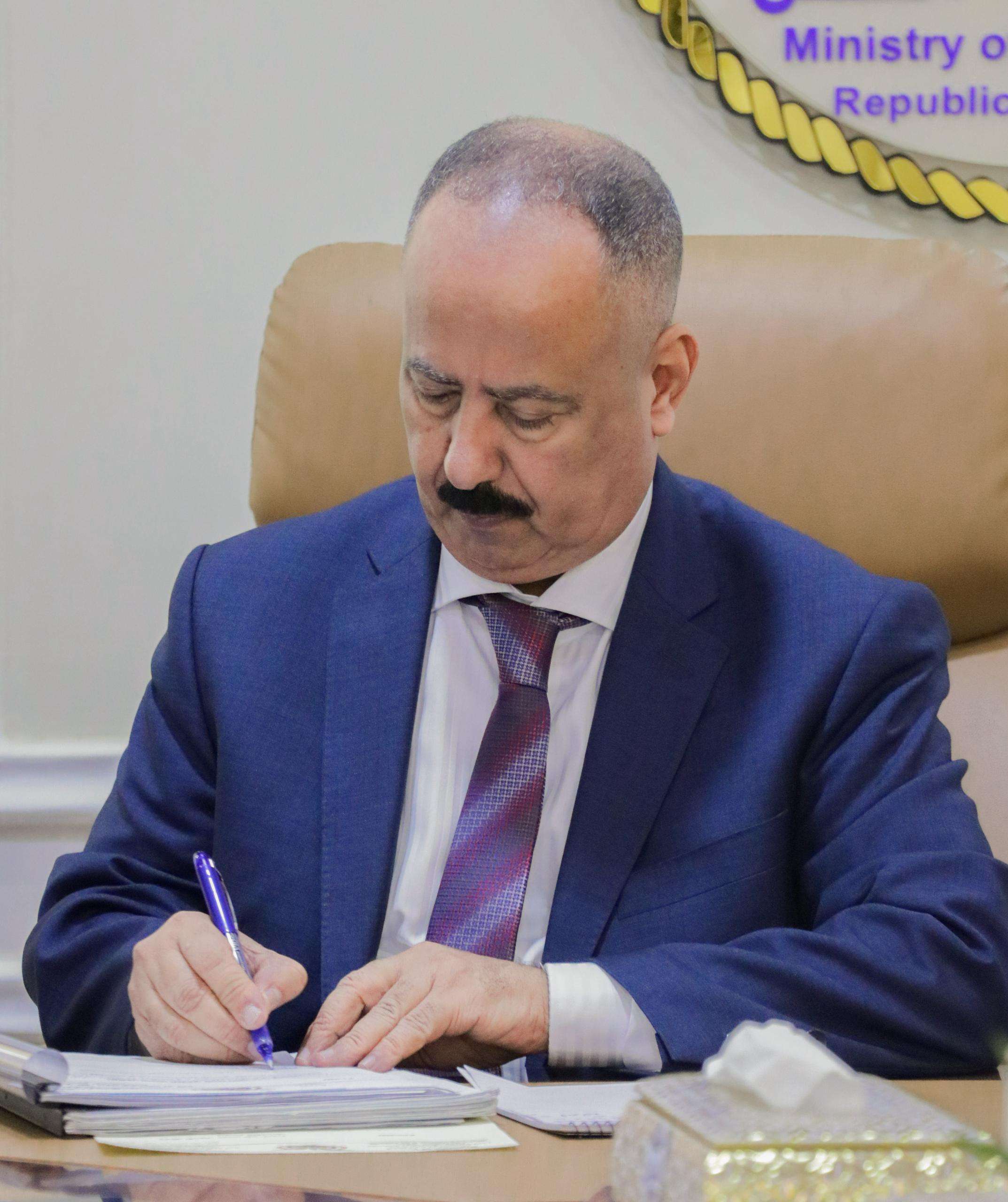 وكيل وزارة الثقافة يشيد بوزير النقل محسن حيدرة ويثمن مواقفه الوطنية