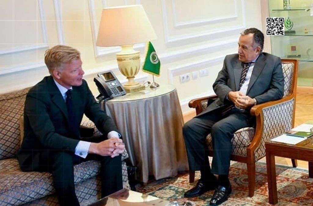 أمين عام الجامعة العربية يدعو لاحتواء التصعيد وتجنيب اليمن تداعيات الصراعات الإقليمية