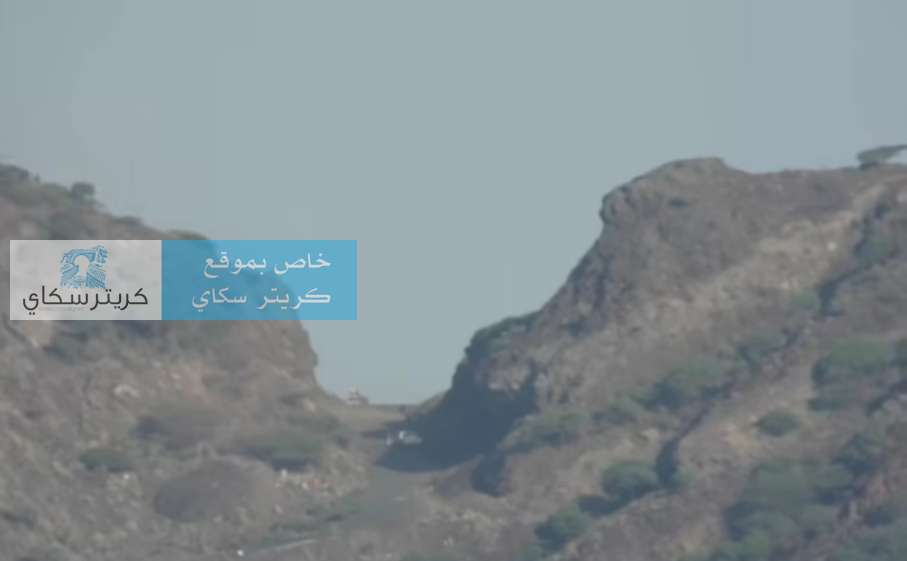 المنطقة العسكرية الرابعة تستهدف عربة قتالية حو ثية في جبهة الوازعية